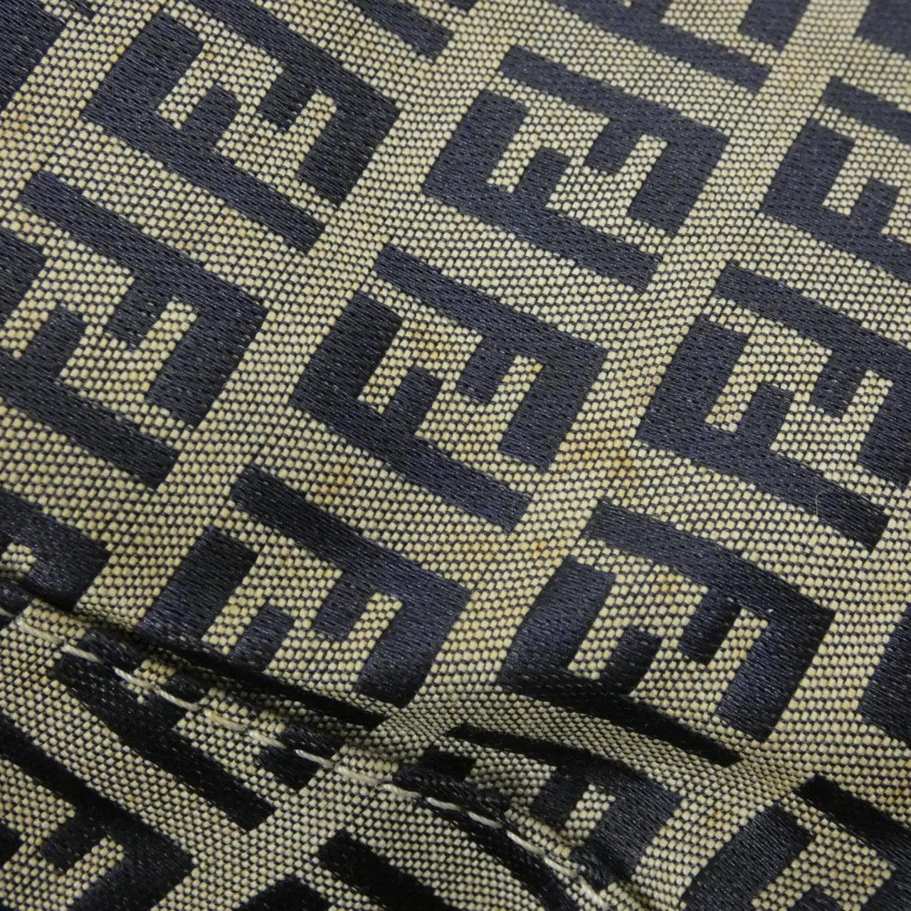 【ヴィンテージ】フェンディ 26426 ショルダーバッグ