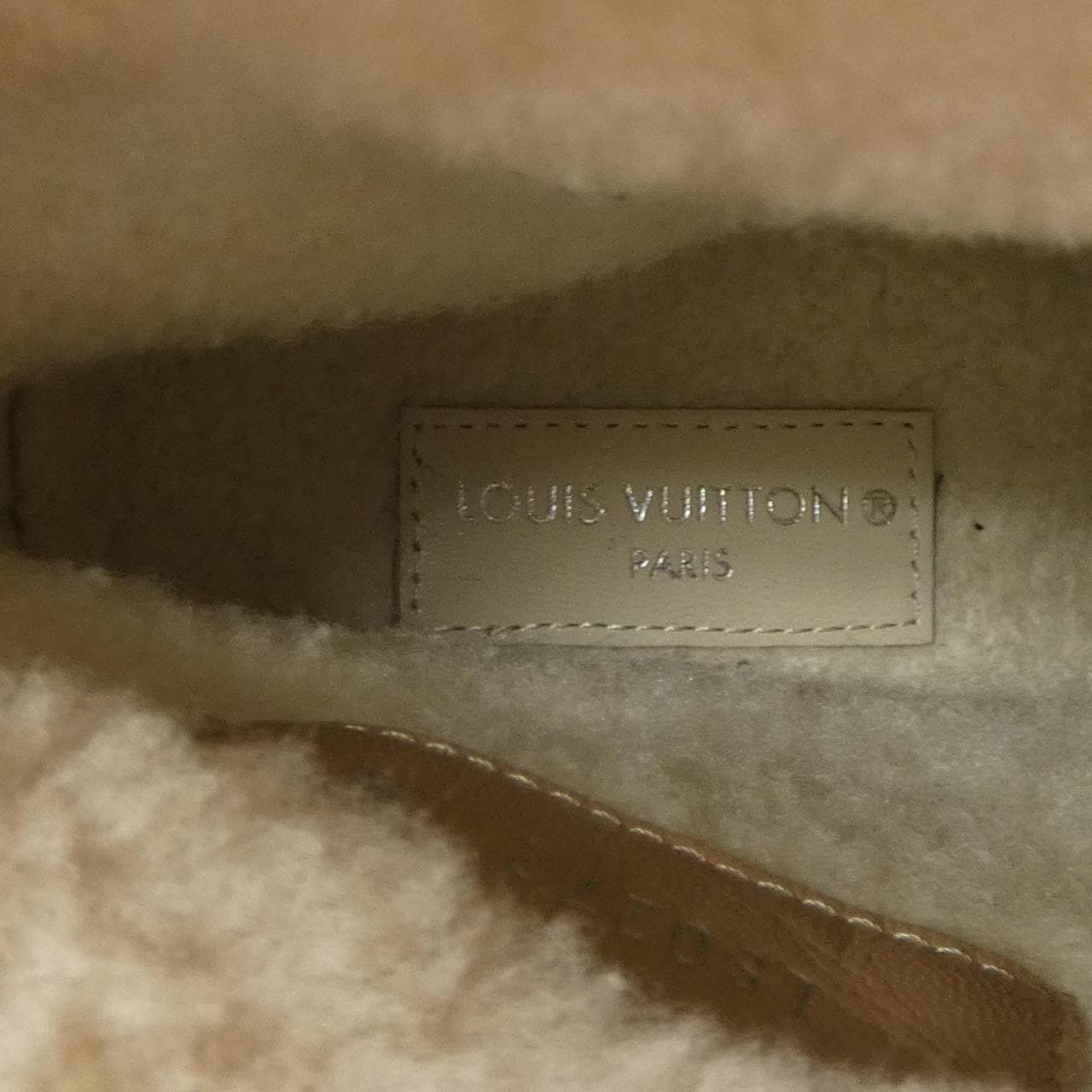 ルイヴィトン LOUIS VUITTON LVボブールライン ブーツ