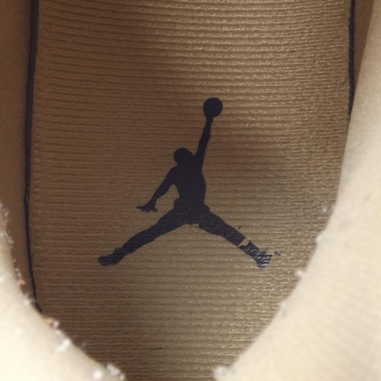 ナイキ ジョーダン NIKE JORDAN AT0057-200 スニーカー