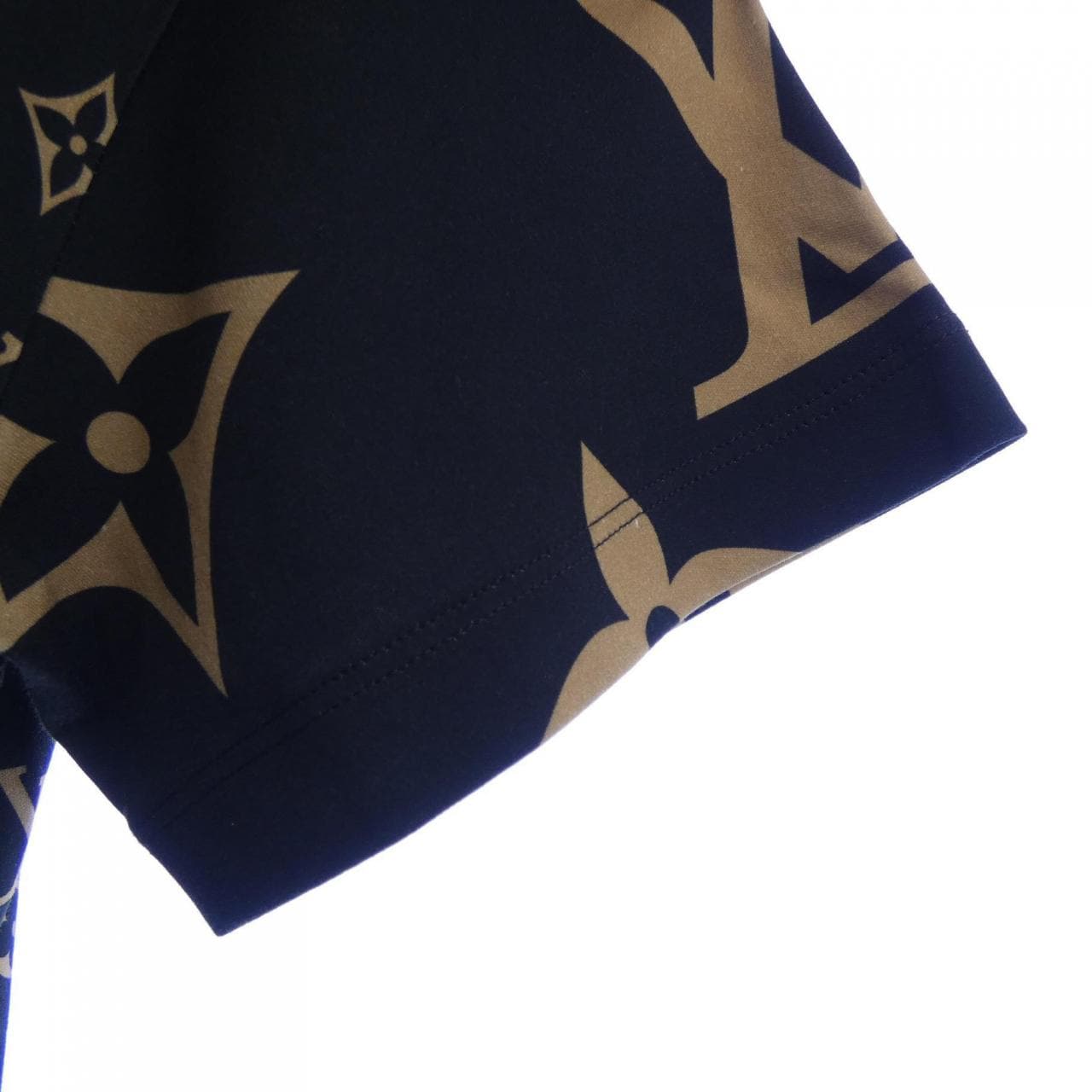 ルイヴィトン LOUIS VUITTON ミックスモノグラム FLTS25GR5 Tシャツ