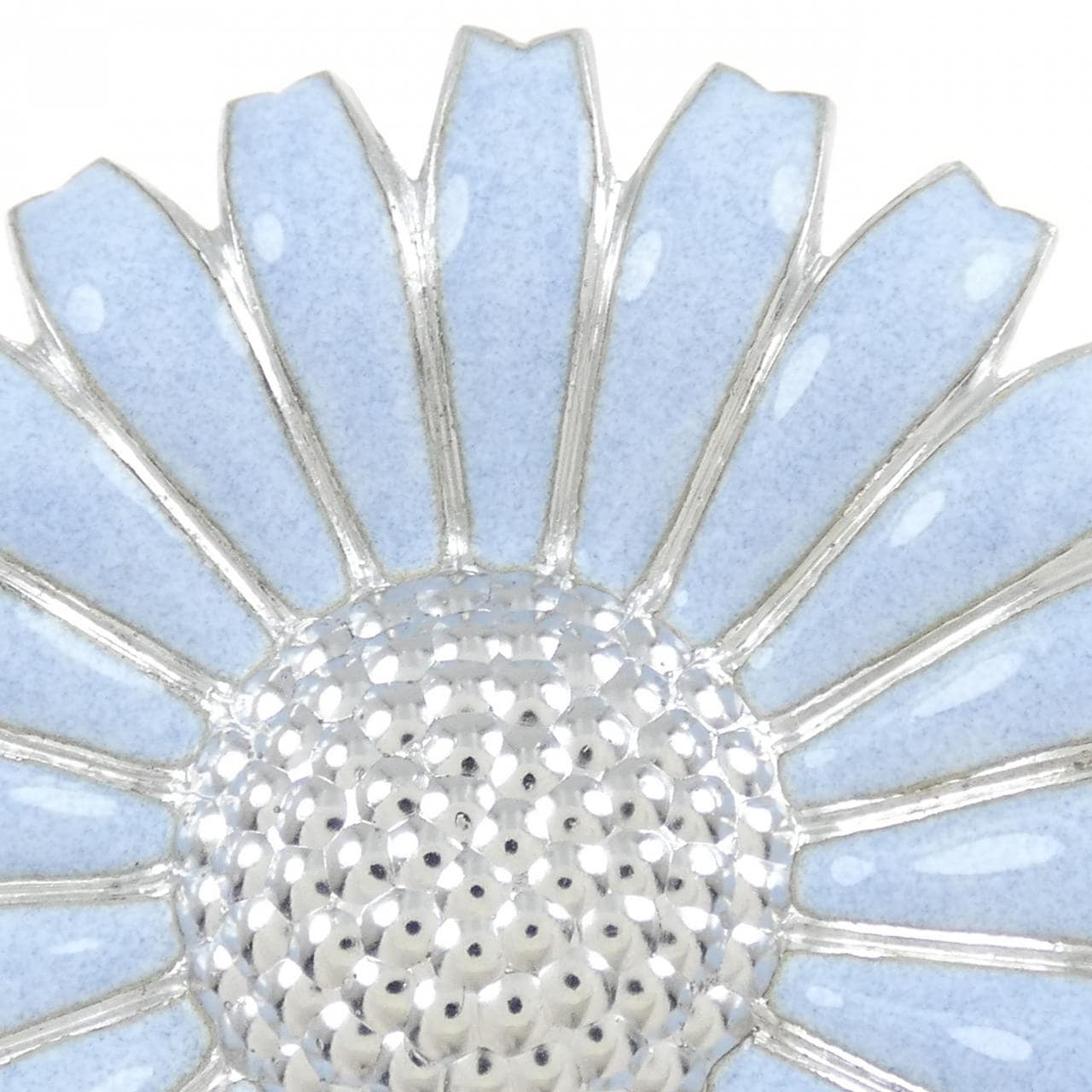 Georg Jensen daisy brooch