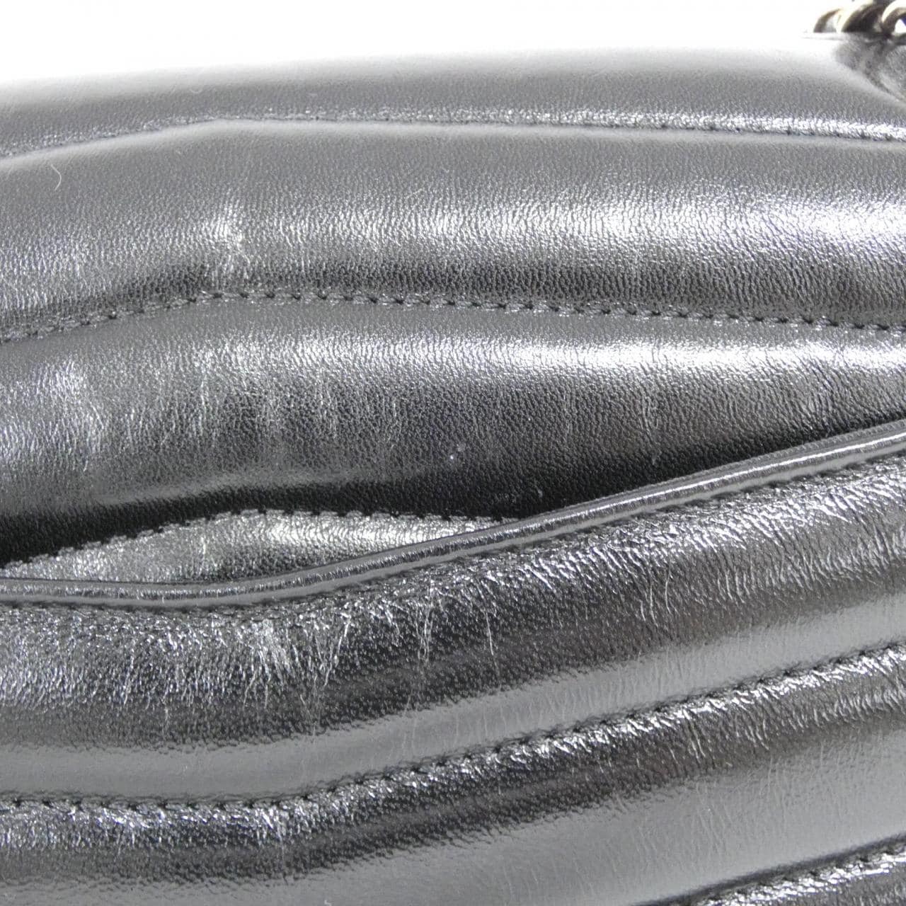 シャネル AS0670 ショルダーバッグ