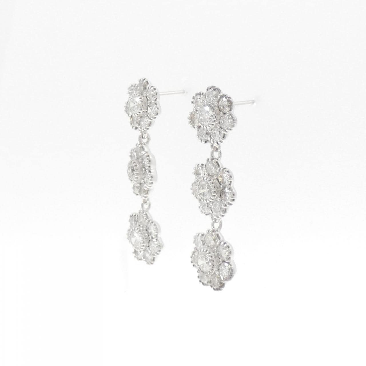 K18WG フラワー ダイヤモンド ピアス 2.44CT
