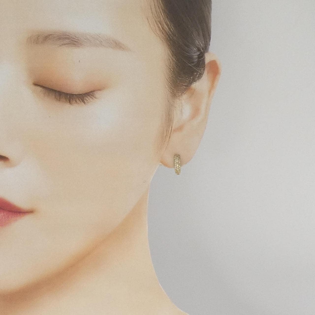 K18YG パヴェ ダイヤモンド ピアス 0.32CT