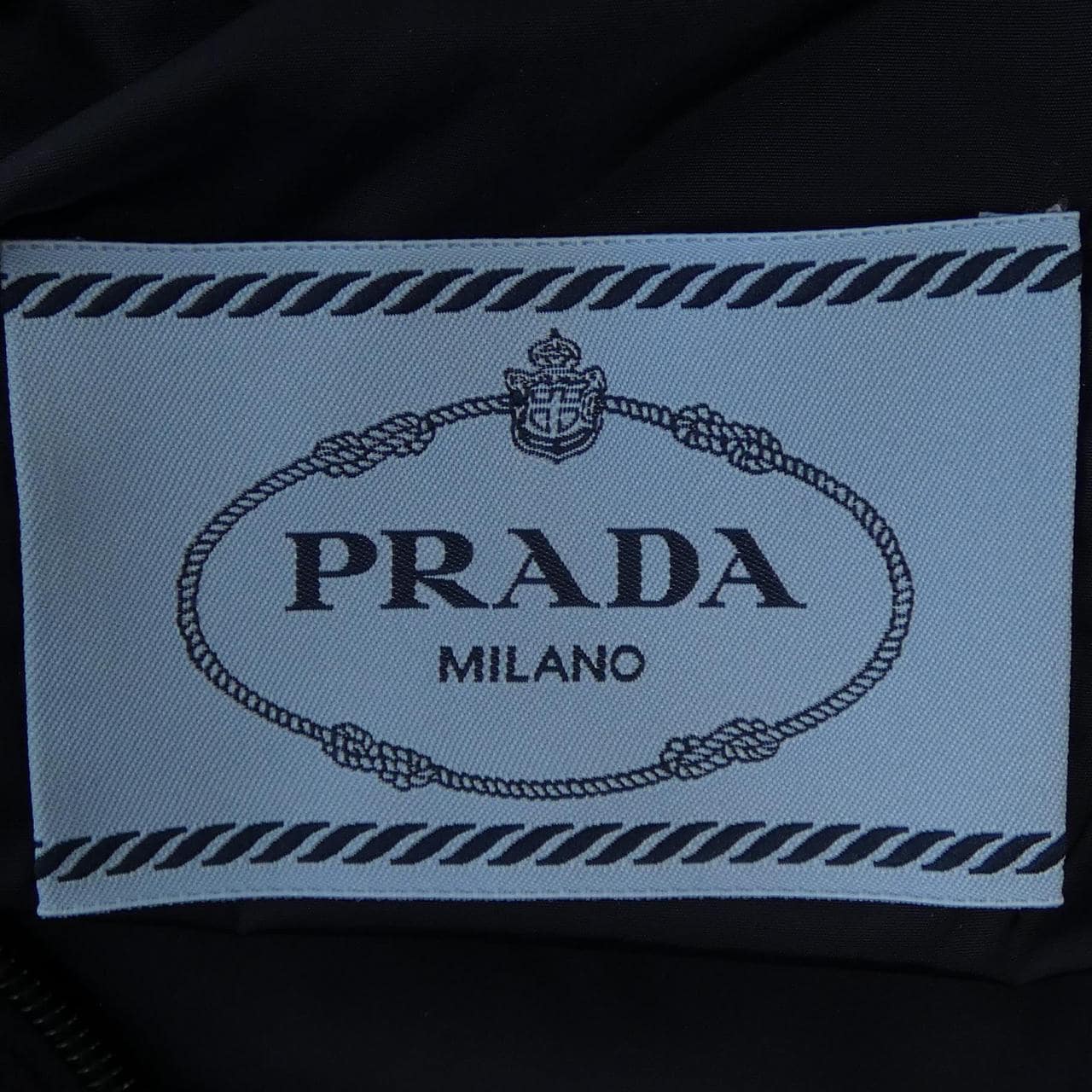 プラダ PRADA 29F430 S192 1WQ9 ダウンコート