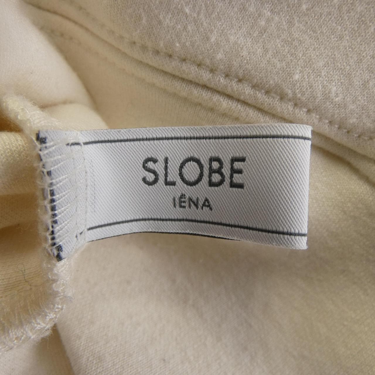 スローブイエナ SLOBE IENA パーカー