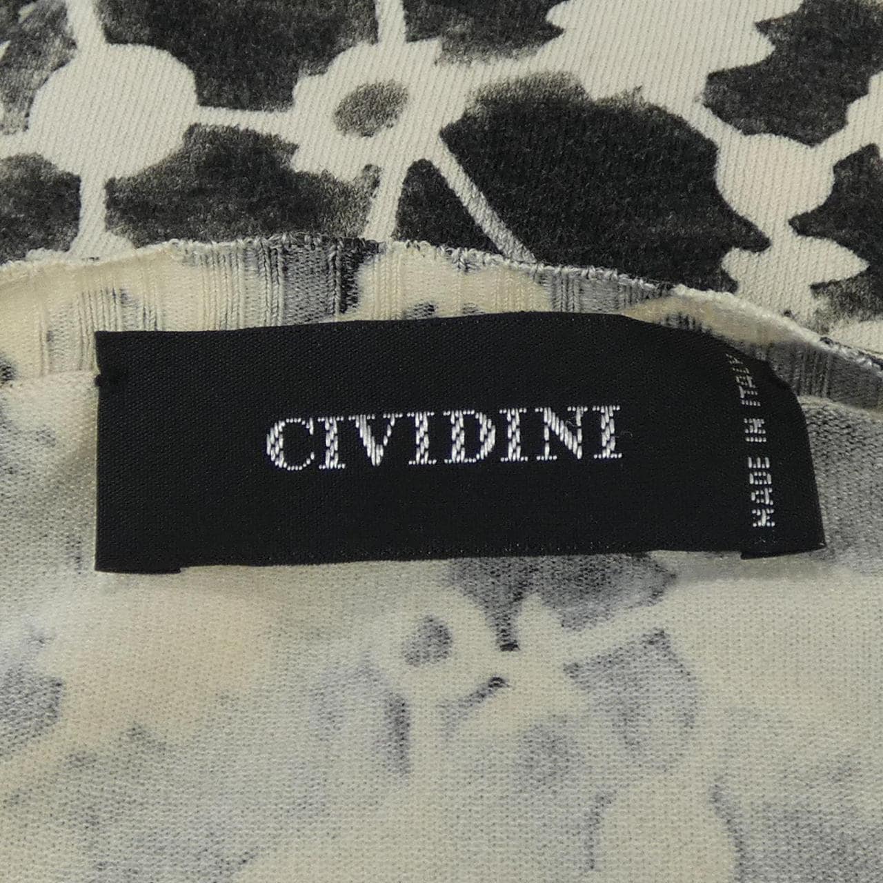 チヴィディーニ CIVIDINI Tシャツ