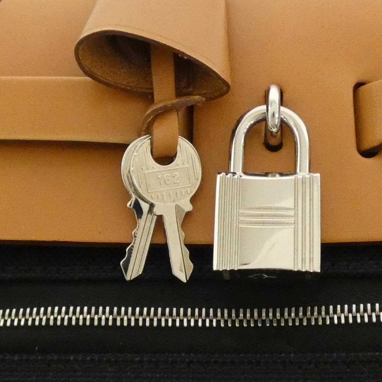 エルメス エールバッグ ジップ 082926CK バッグ