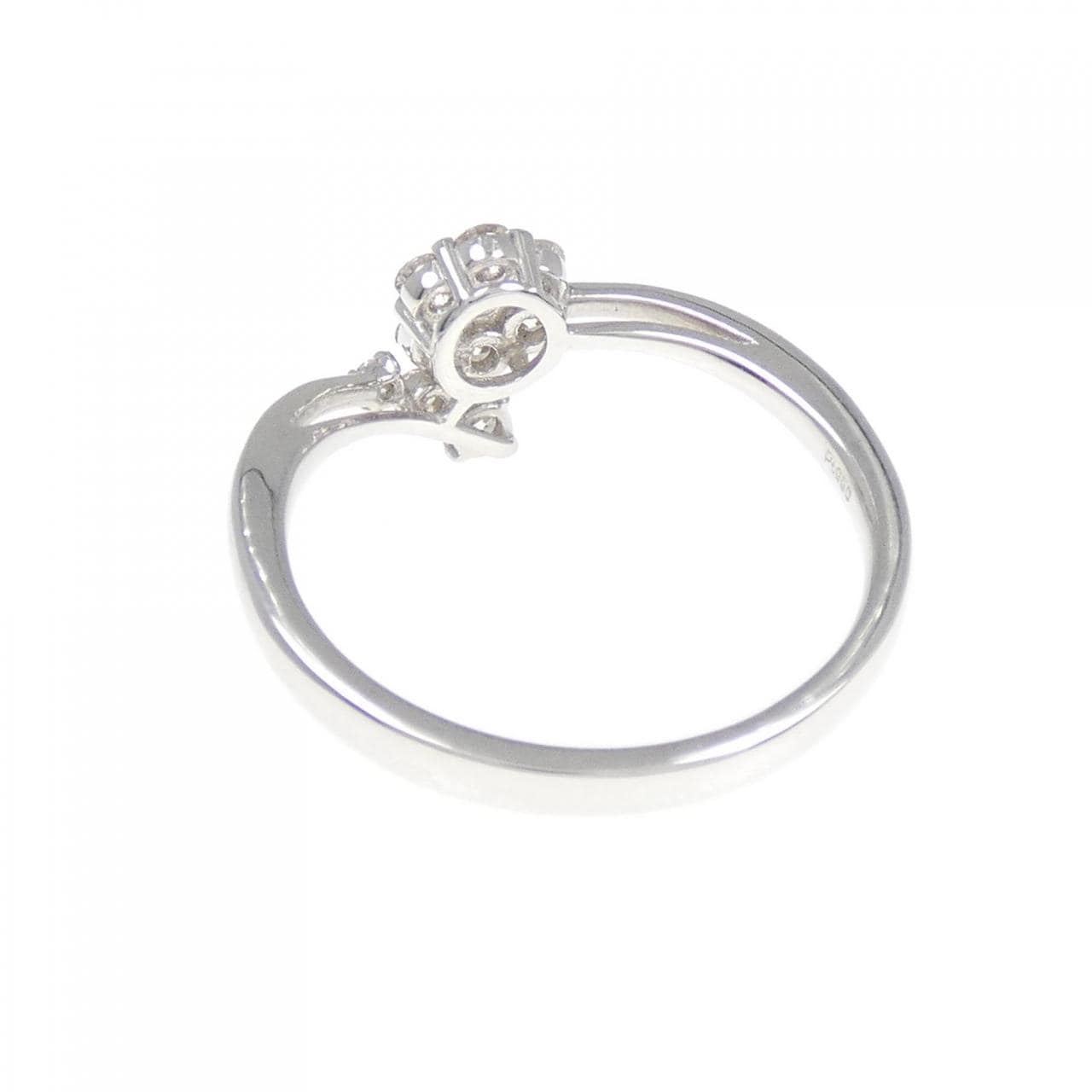 [BRAND NEW] PT Flower Diamond Ring 0.25CT