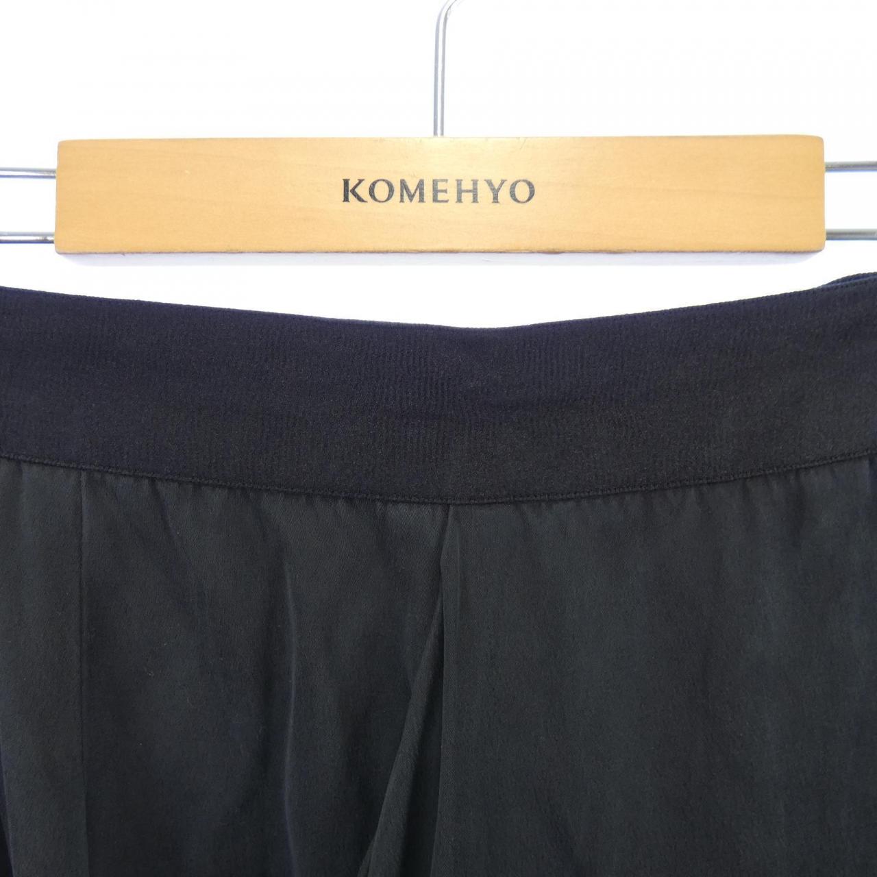 シャネル CHANEL P36882V10591 スカート