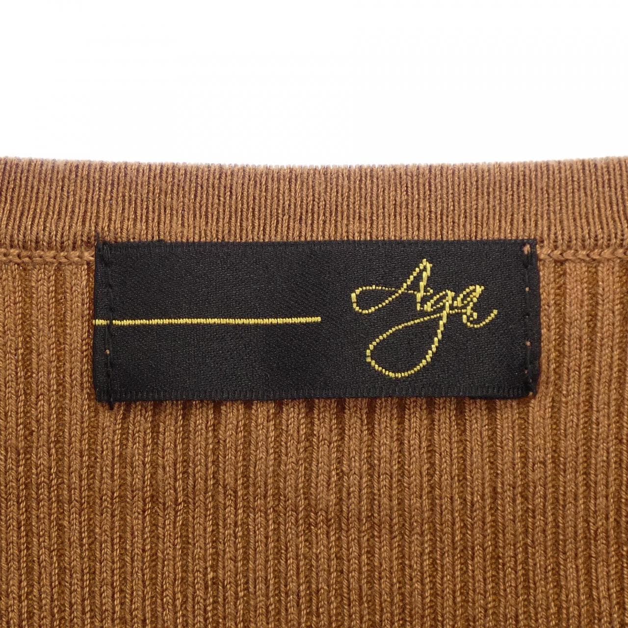 aga カーディガン