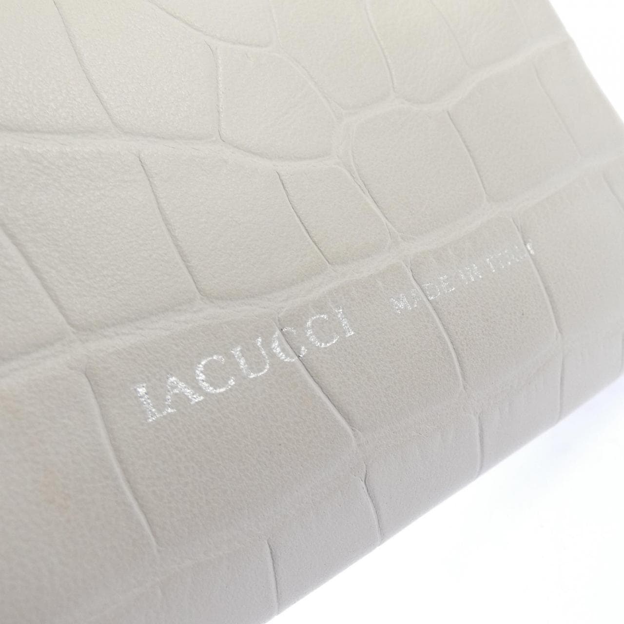 イアクッチ IACUCCI WALLET