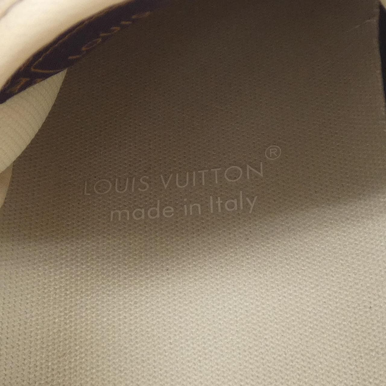 ルイヴィトン LOUIS VUITTON LVバターソフト スニーカー