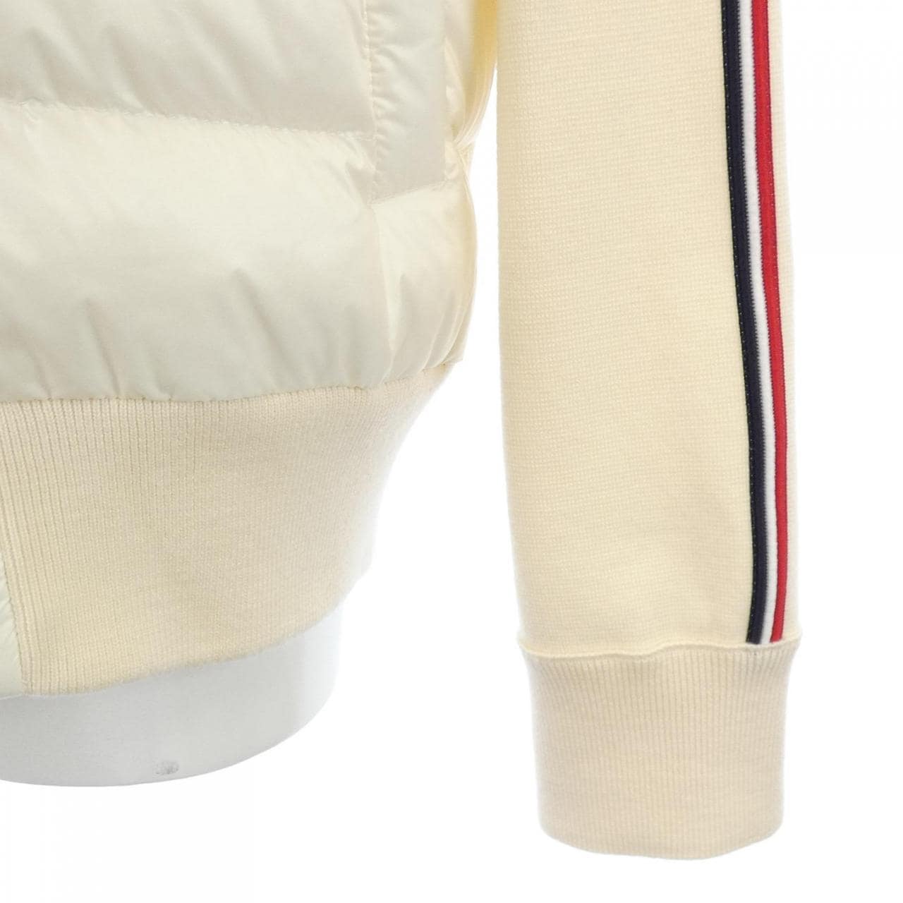 モンクレール MONCLER 20919B00022 ダウンジャケット