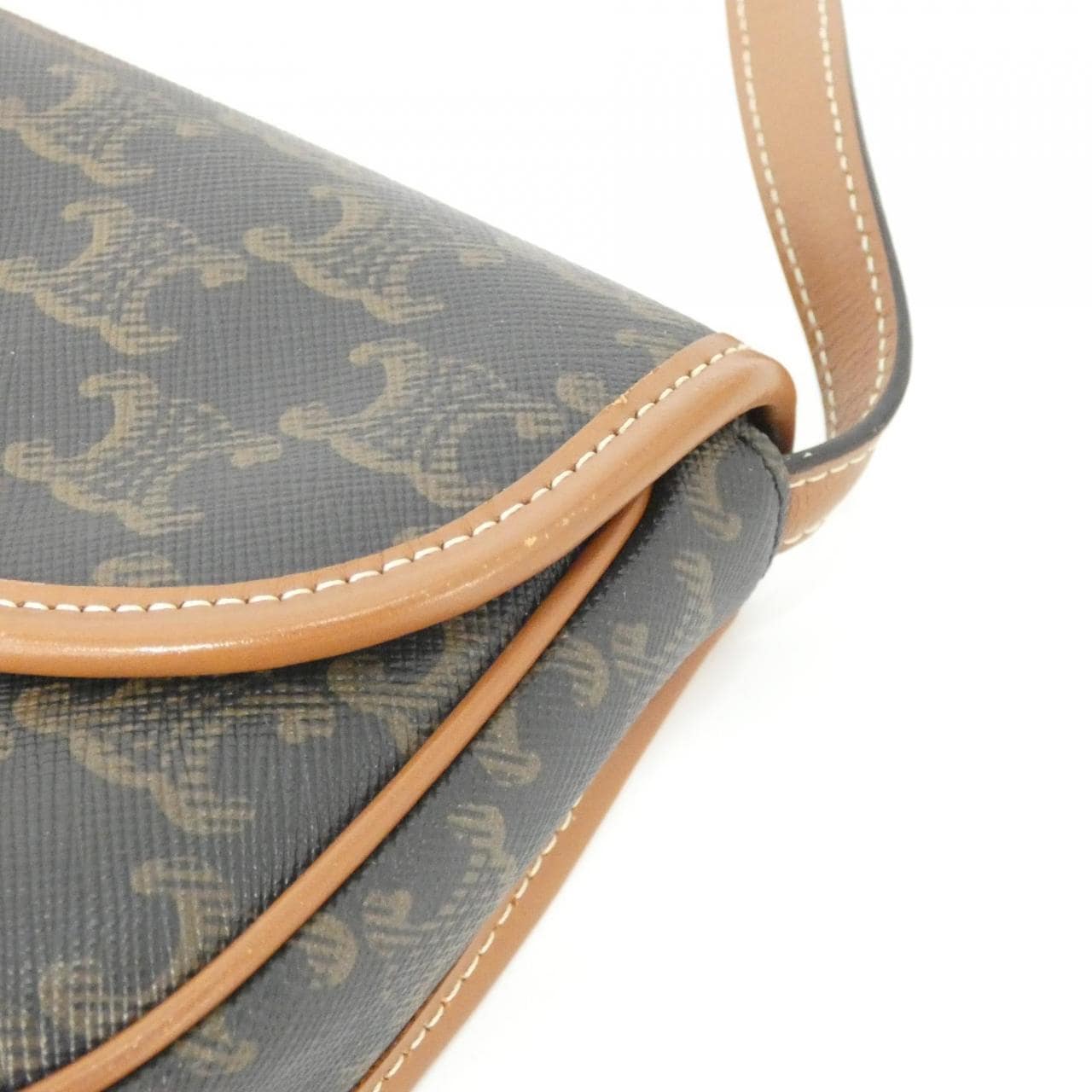 セリーヌ ミニ ブサス  196702BZJ ショルダーバッグ