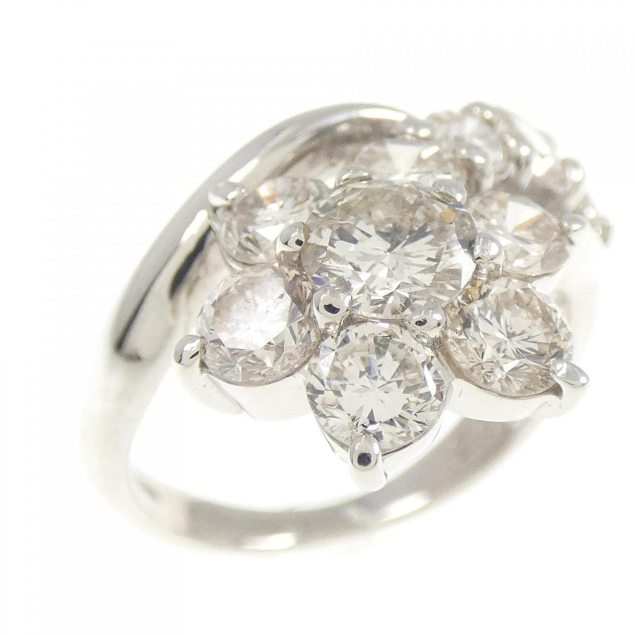 PT900 フラワー ダイヤモンド リング 2.00CT