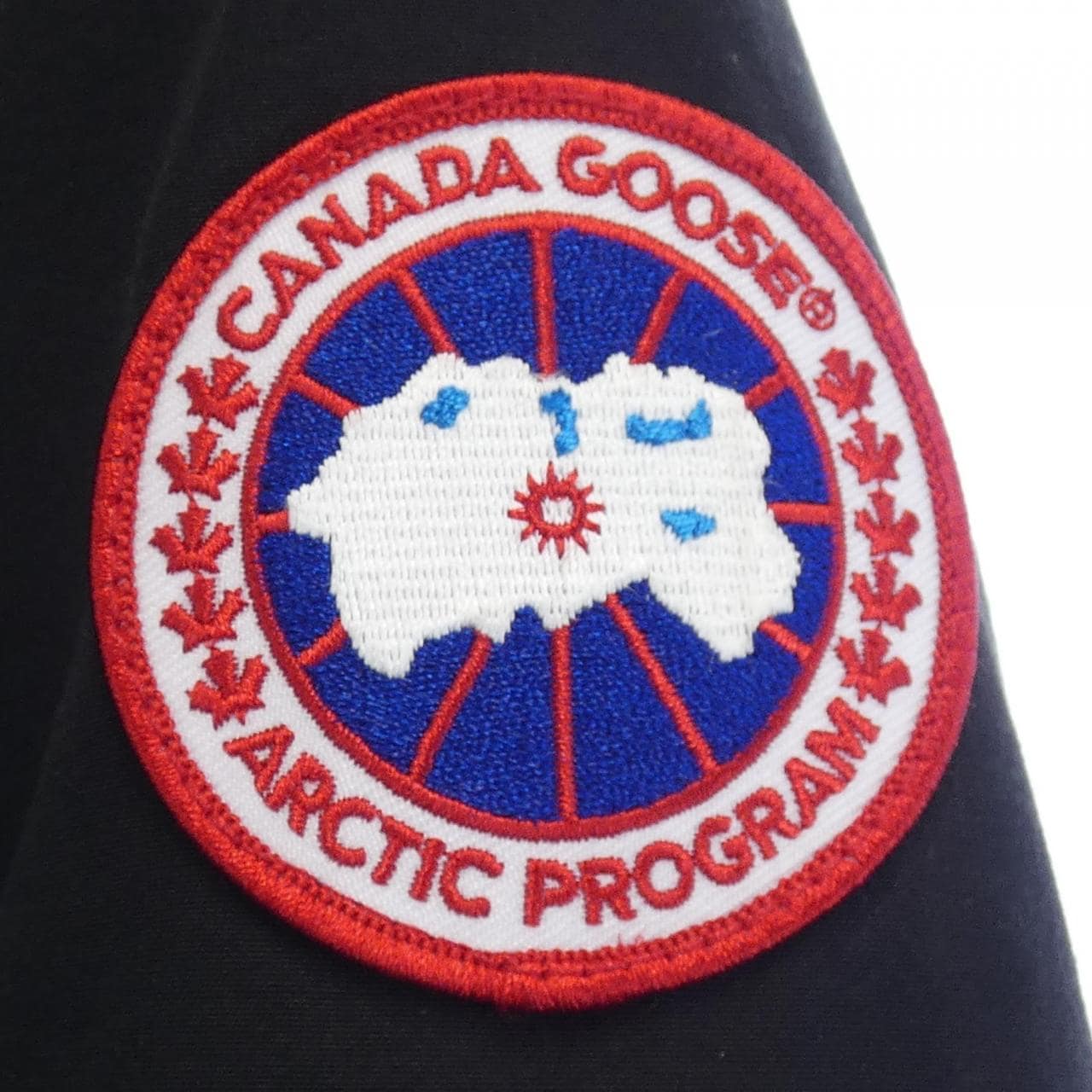 カナダグース CANADA GOOSE ダウンジャケット