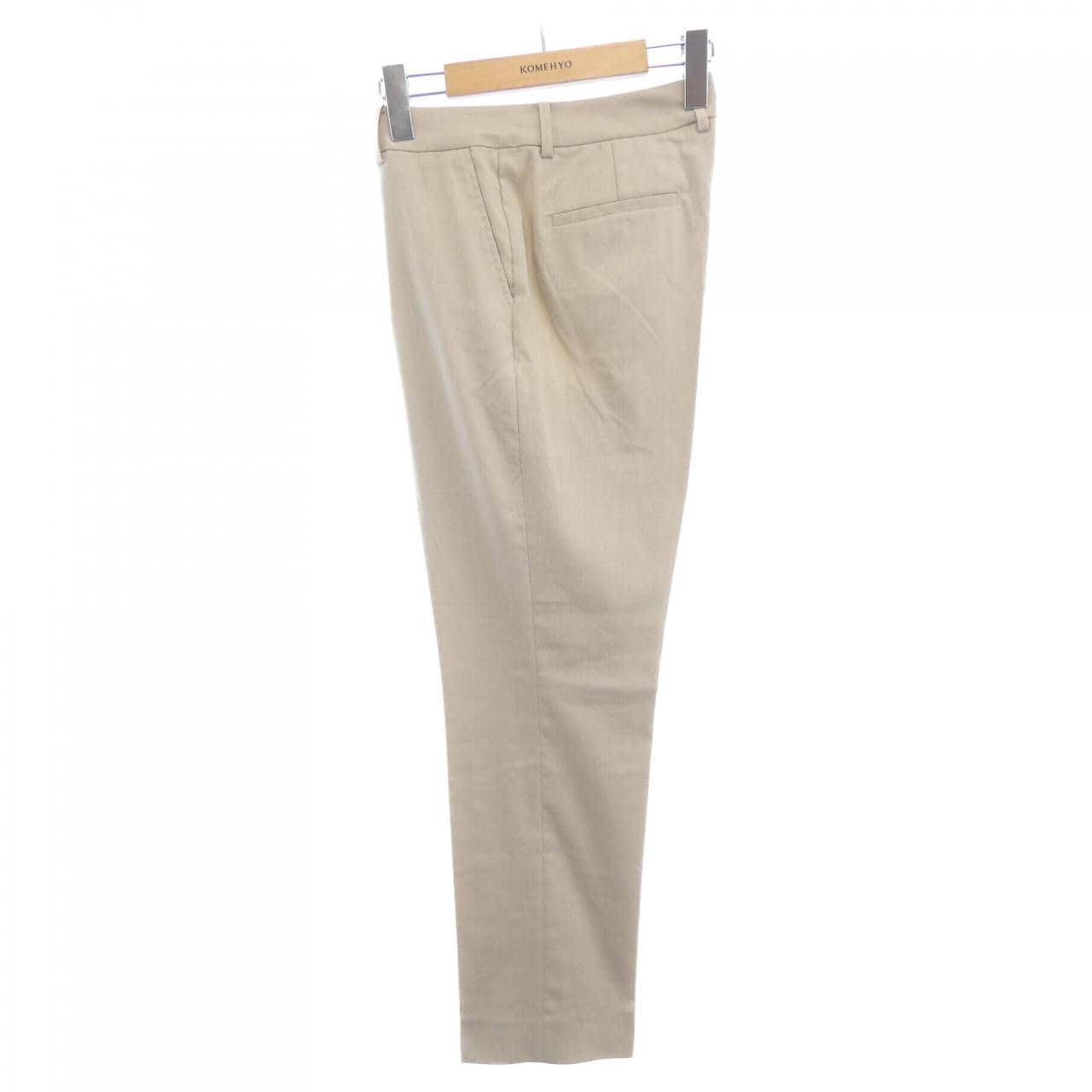 アクアスキュータム Aquascutum パンツ