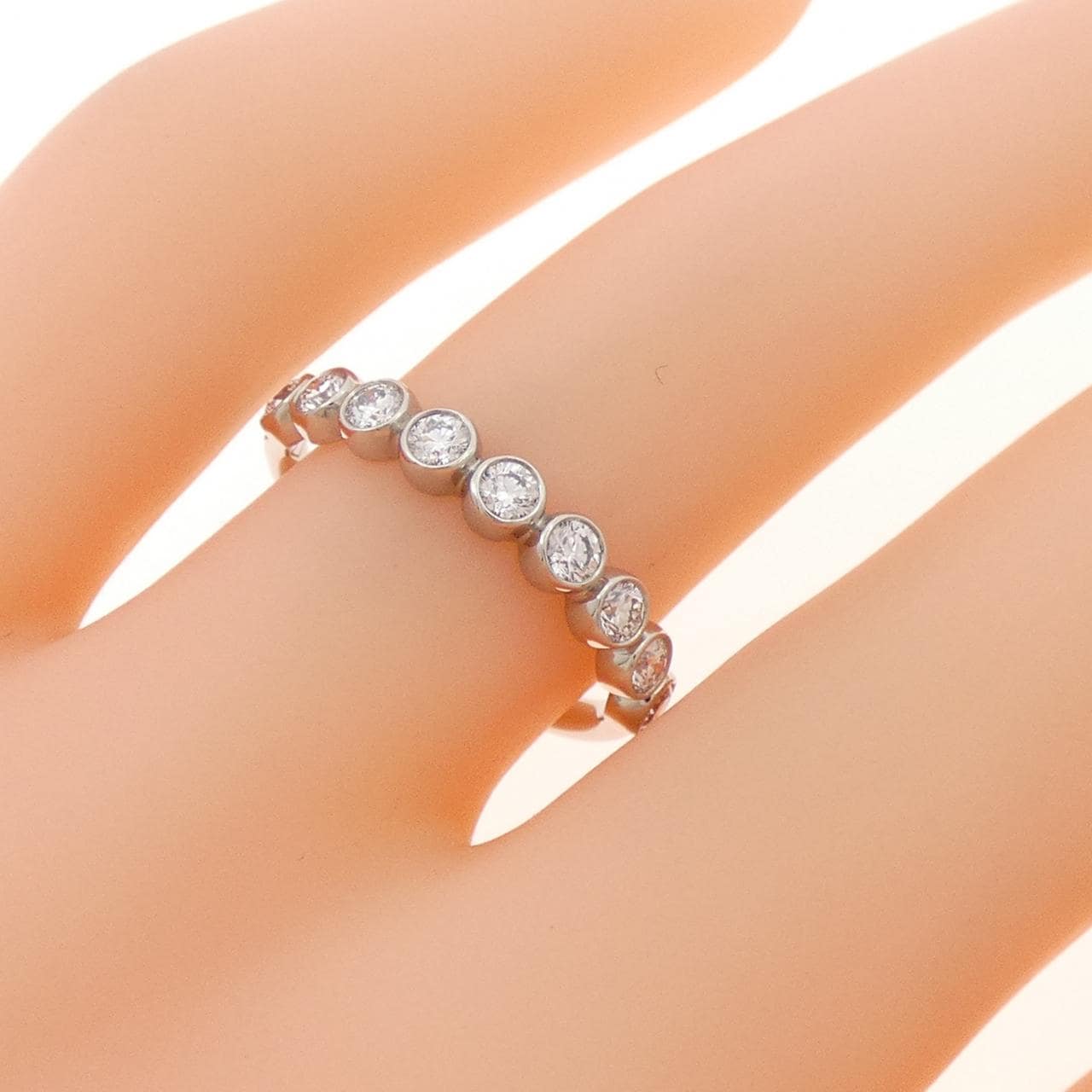 PT950 ハーフエタニティ ダイヤモンド リング 0.37CT