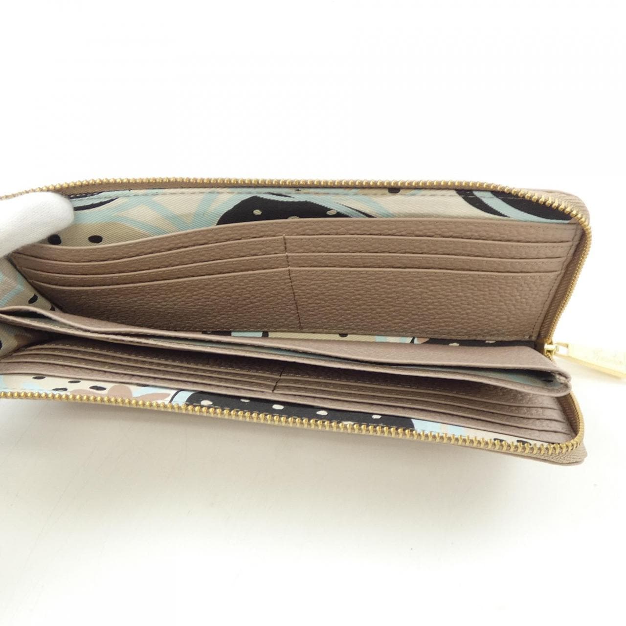 イアンヌ IANNE WALLET