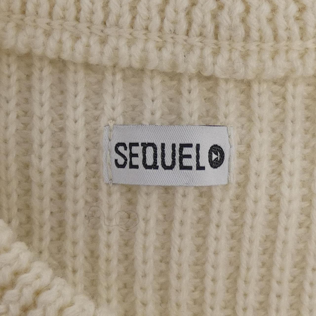 シークエル SEQUEL ニット