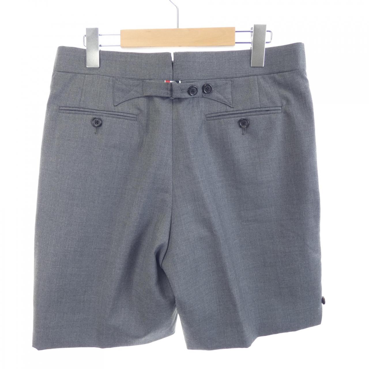 トムブラウン THOM BROWNE クラシック ツイル バックストラップ ショート MTC002A ショートパンツ