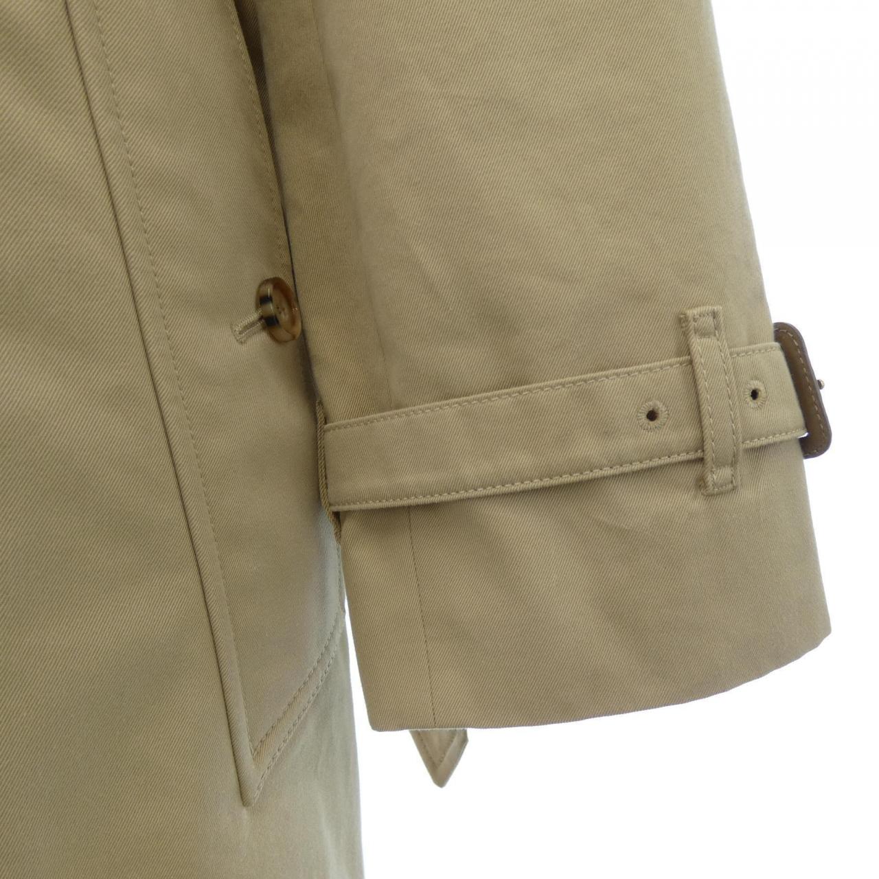 BURBERRY巴寶莉風衣
