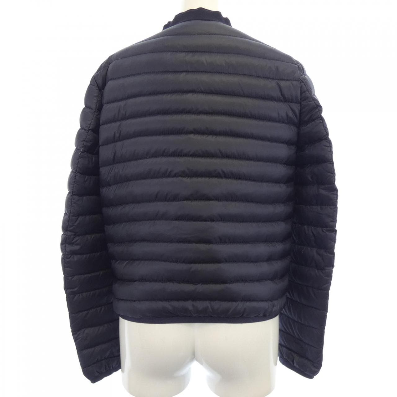モンクレール MONCLER ダウンジャケット