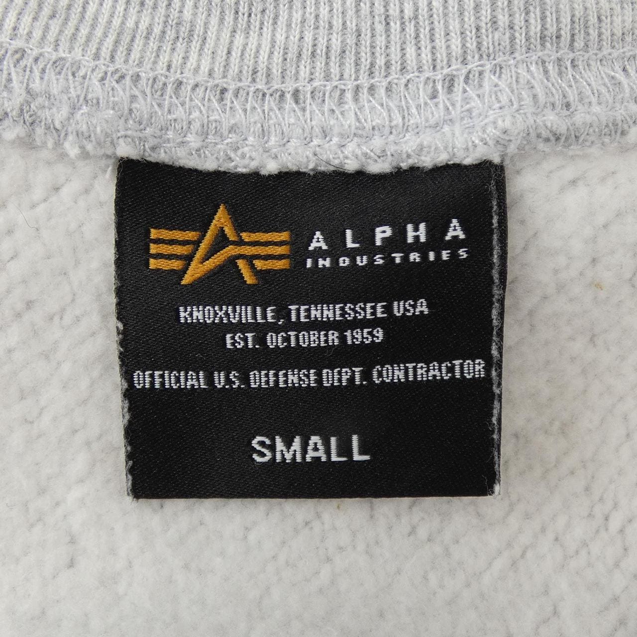 アルファ ALPHA トップス