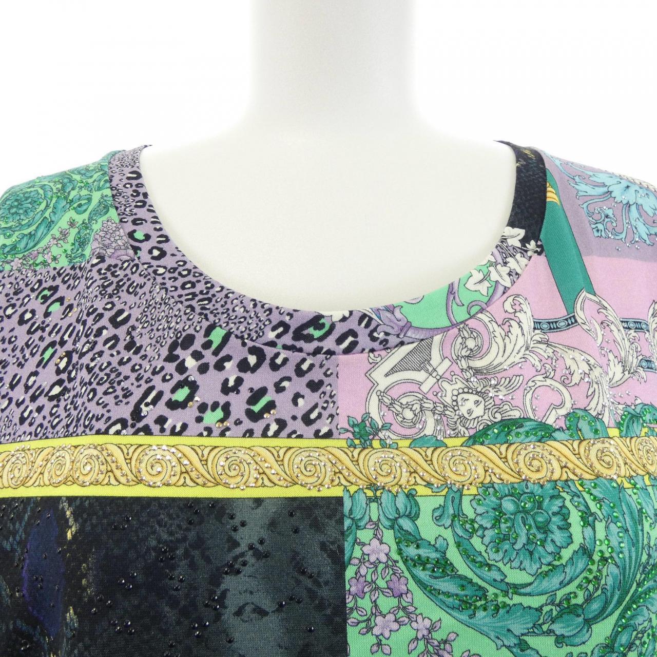 ヴェルサーチェ VERSACE A88535 Tシャツ