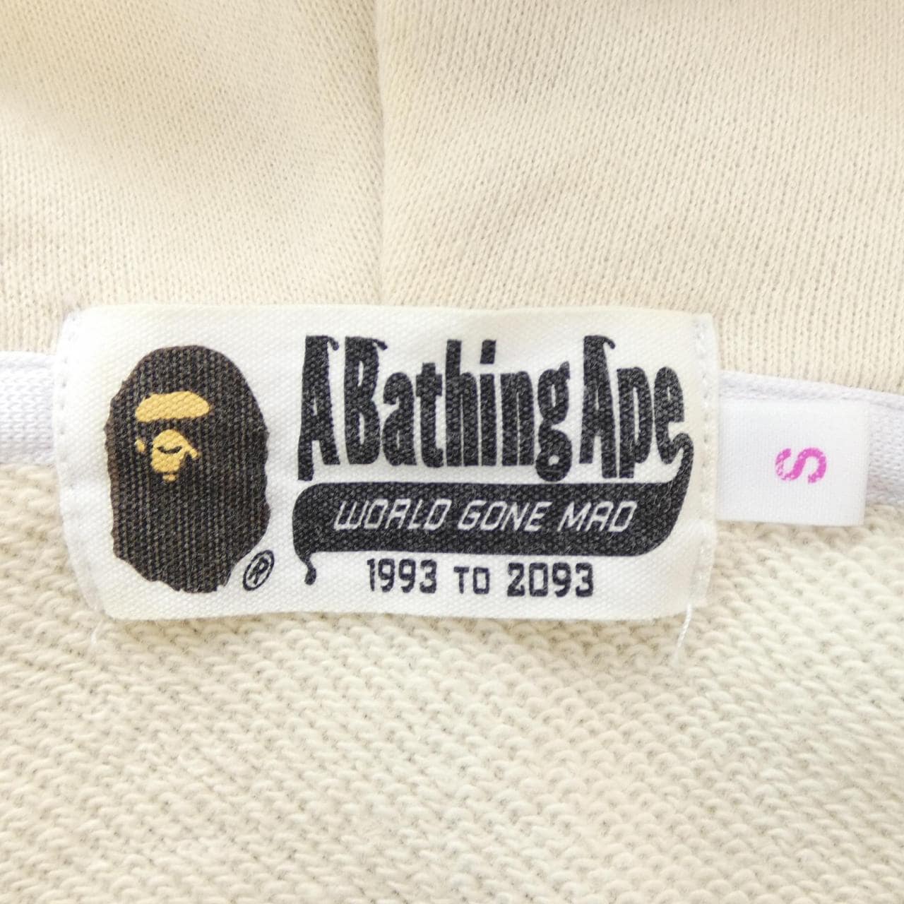 アベイシングエイプ A BATHING APE パーカー