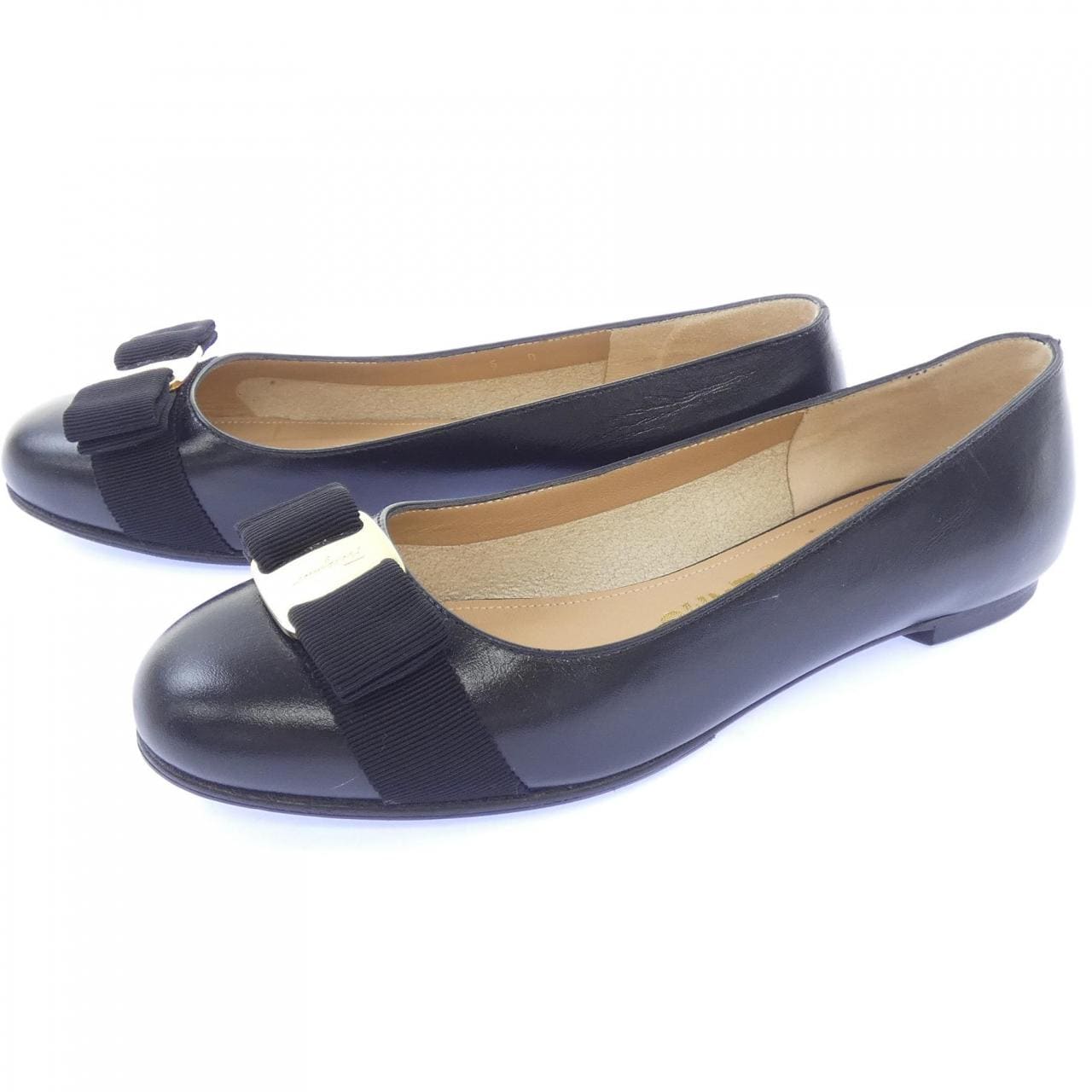 サルヴァトーレフェラガモ SALVATORE FERRAGAMO VARINA フラットシューズ