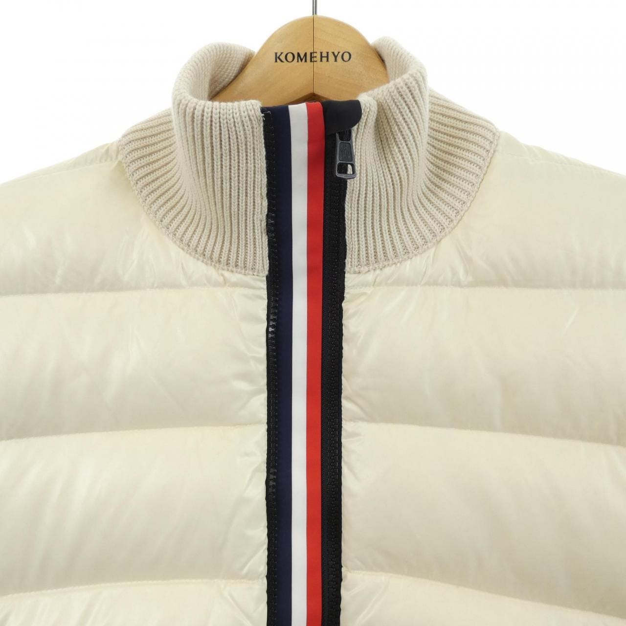 モンクレール MONCLER 20919B51900 ダウンジャケット