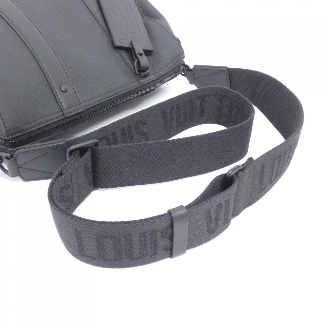 ルイヴィトン LVアエログラム シティ キーポル M59255 ショルダーバッグ