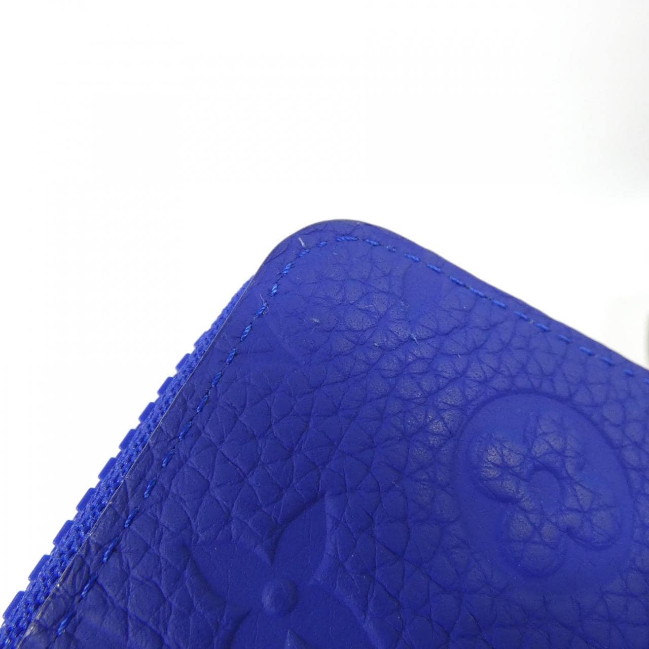 ルイヴィトン トリヨン モノグラム ジッピー ウォレット ヴェルティカル M80791 財布