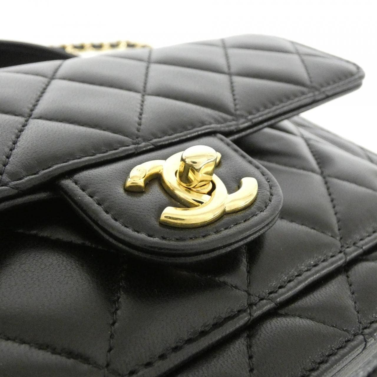 シャネル AP4674 チェーンウォレット