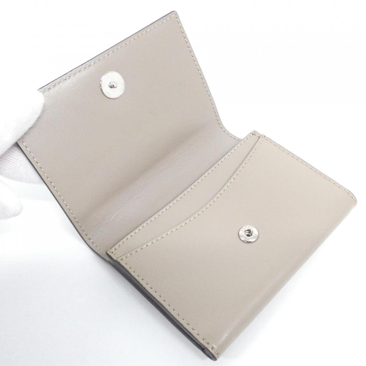 フェンディ バイ ザ ウェイ 8M0217 SME カードケース