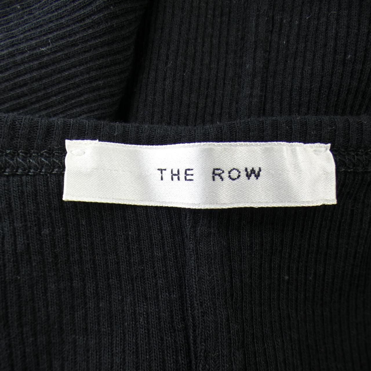 ザロウ THE ROW 8742-K635 Tシャツ