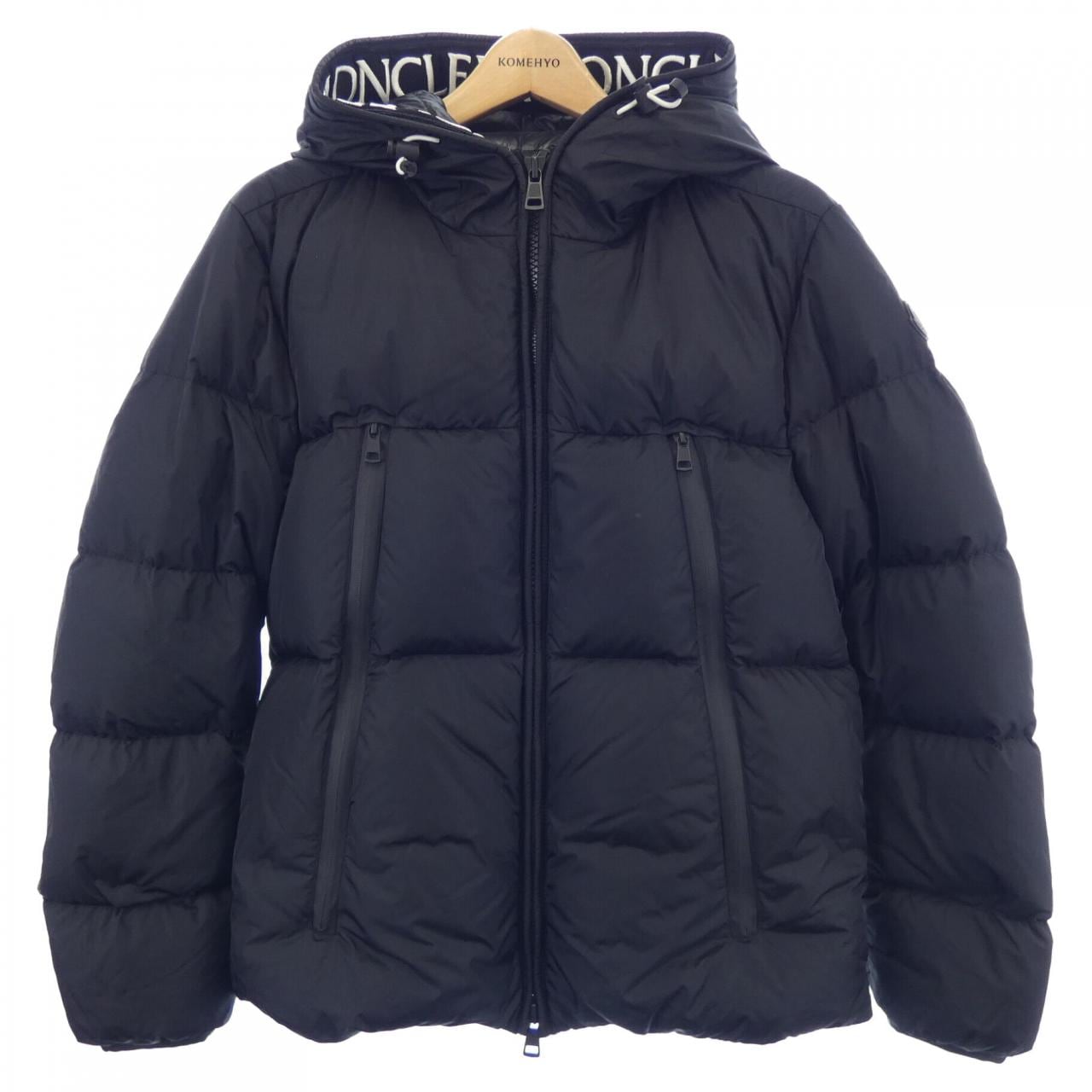モンクレール MONCLER ダウンジャケット