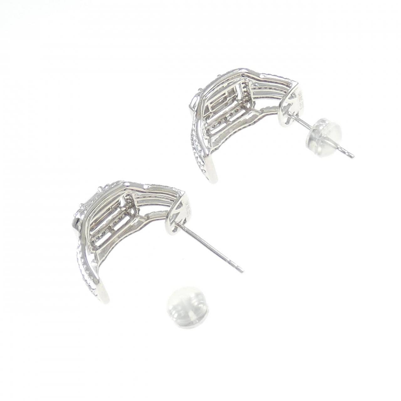 585WG ダイヤモンド ピアス