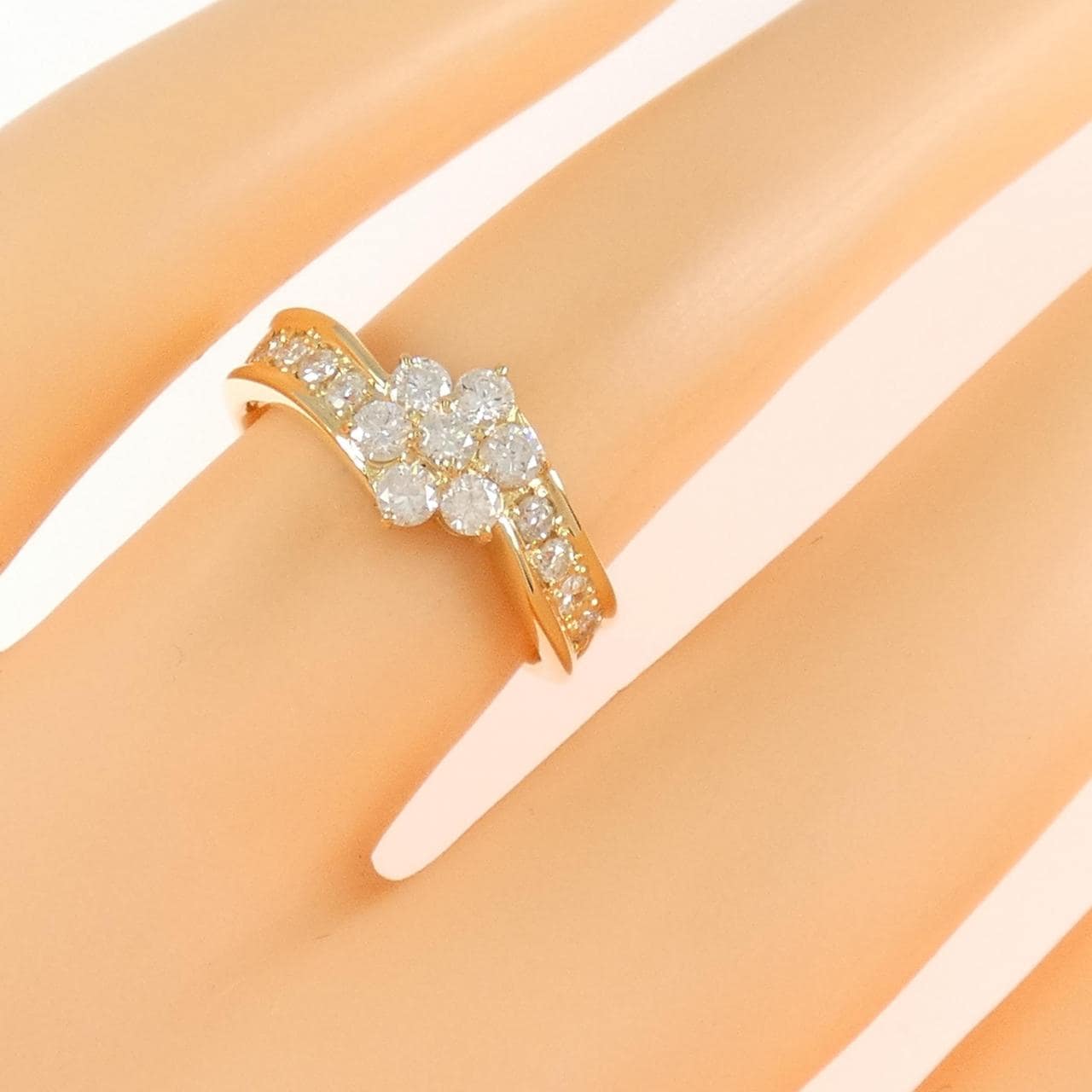 K18YG フラワー ダイヤモンド リング 0.55CT