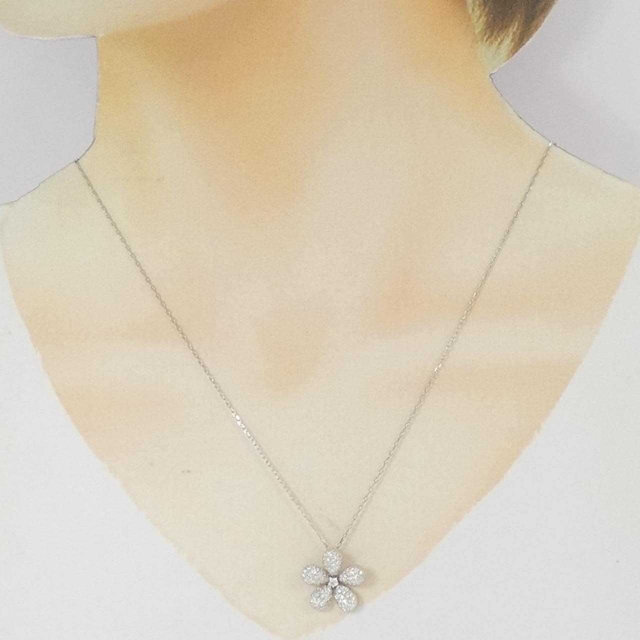 18KWG/K18WG フラワー×パヴェ ダイヤモンド ネックレス 0.538CT