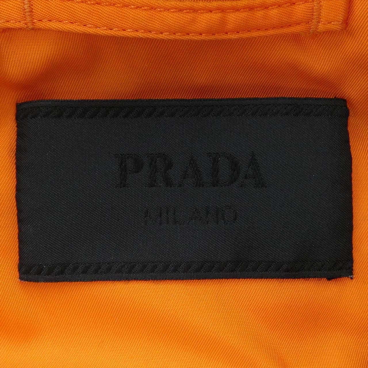 プラダ PRADA トライアングルロゴ SGB9043 S222 1WQ8 ブルゾン