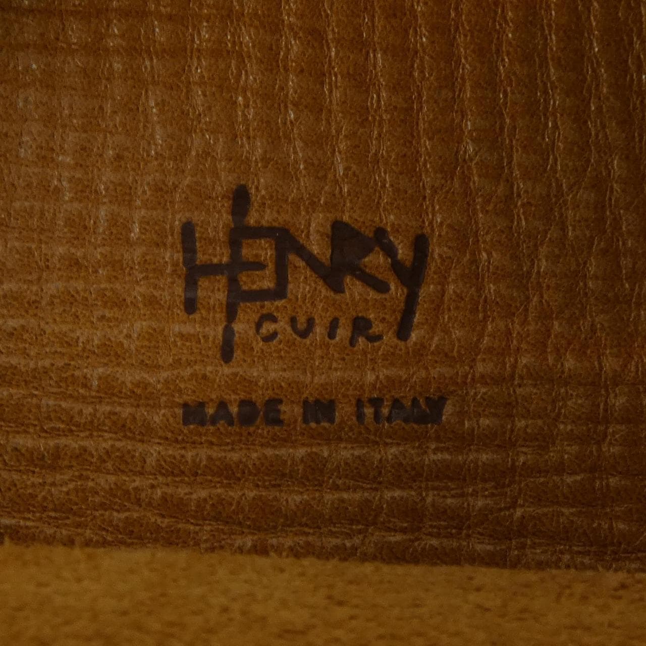 アンリークイール HENRY CUIR BAG