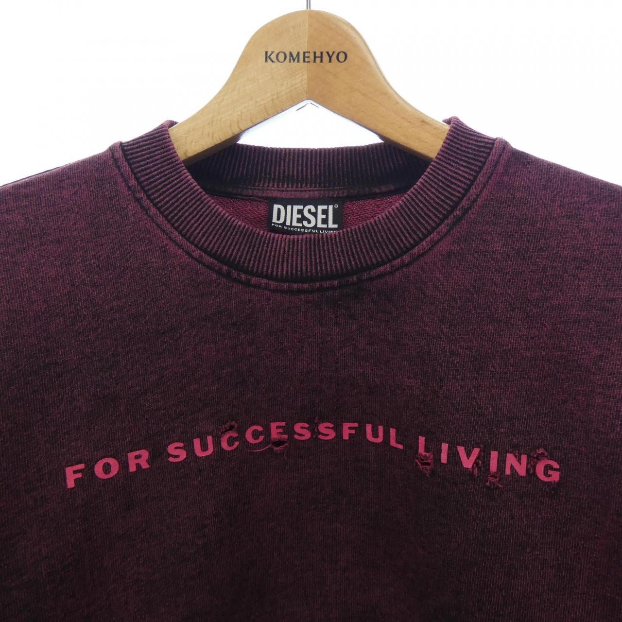 Diesel DIESEL top