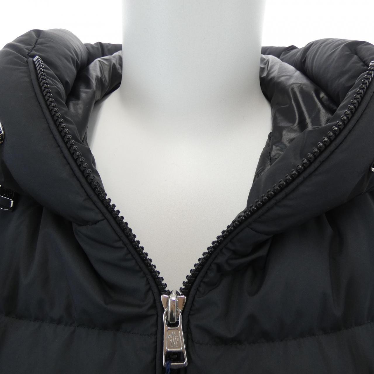 モンクレール MONCLER CARDAMINE ダウンベスト