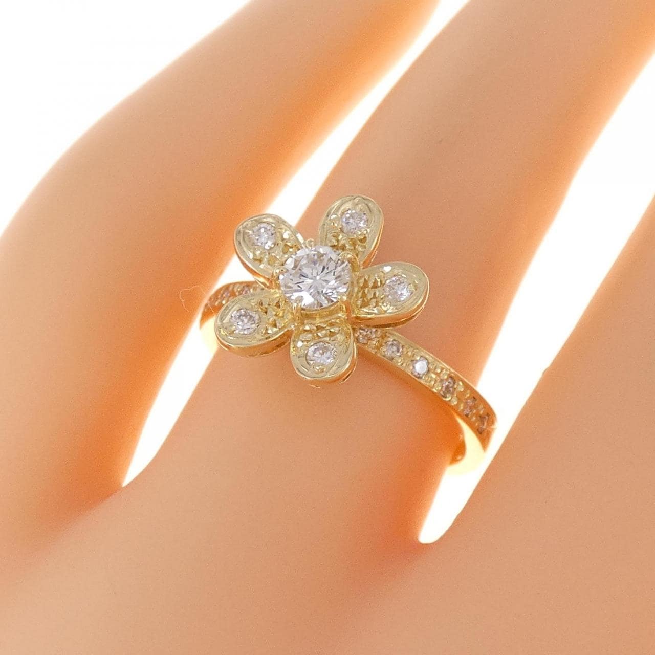 コメ兵｜K18YG フラワー ダイヤモンド リング 0.21CT｜ジュエリー ...