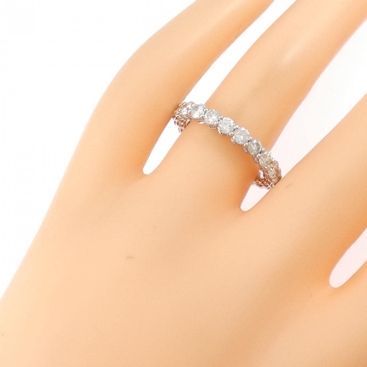 PT900 フルエタニティ ダイヤモンド リング 2.55CT