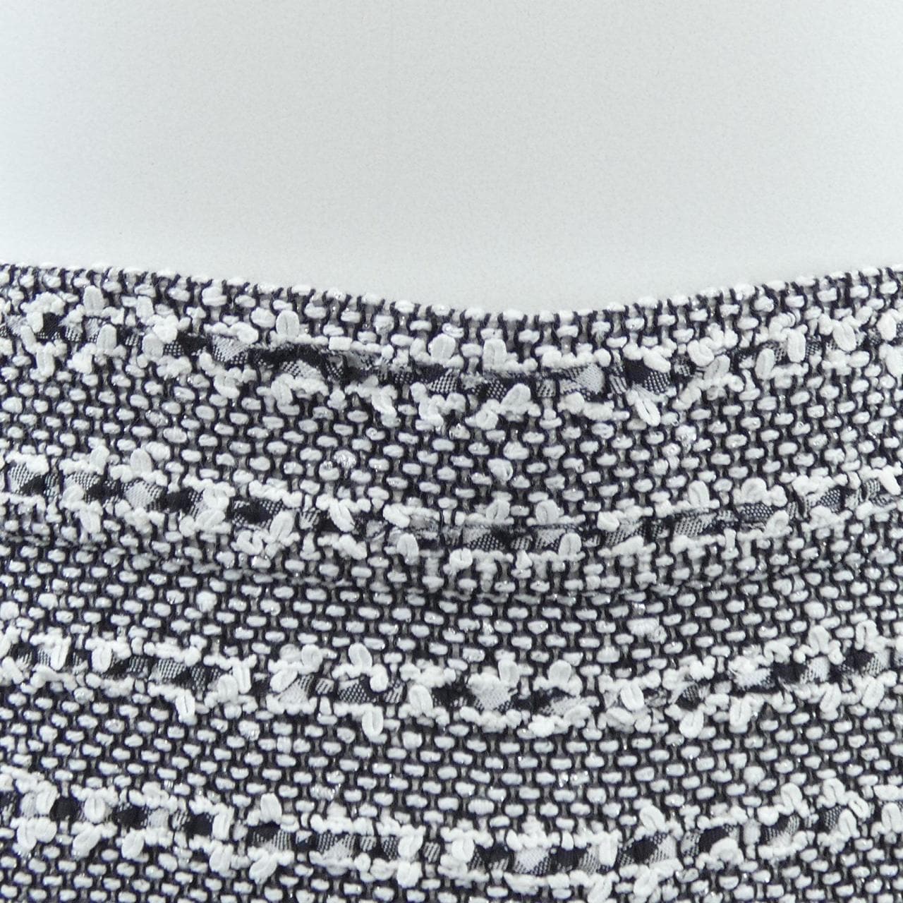 シャネル CHANEL LOOK3 P76662V68559 スカート