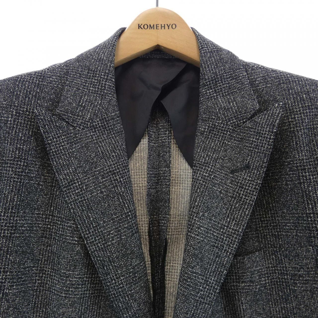 エンポリオアルマーニ EMPORIO ARMANI B1V99H B1581 スーツ